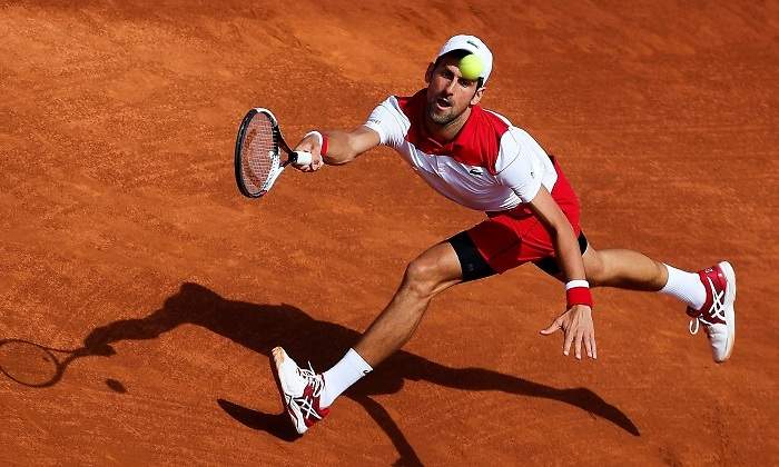 djokovic-klizan-godo-efe.jpg