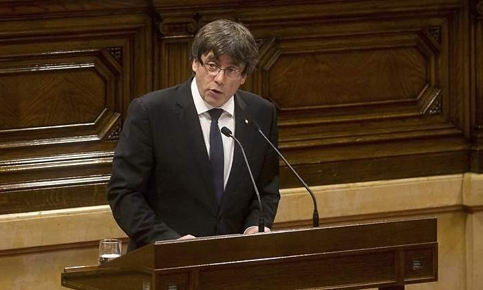 puigdemont-declaracion-indepdencia-efe.jpg