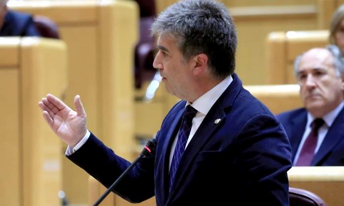 cosido-senado-20nov18-efe.jpg
