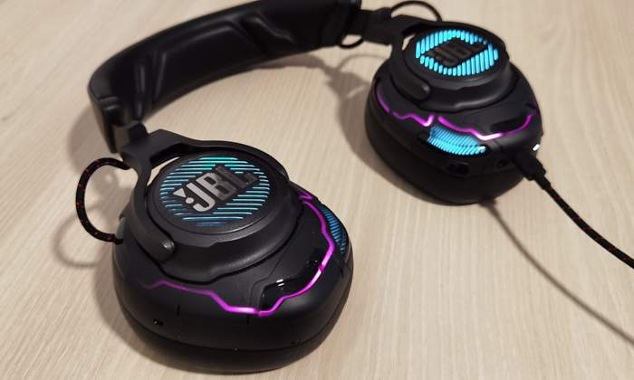 jbl-quantum-one-1.jpg