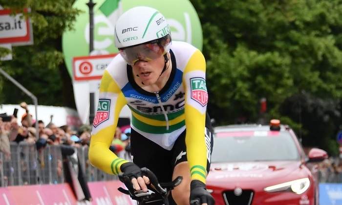 dennis-gana-etapa16-giro.jpg