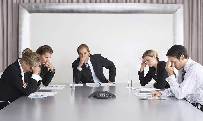 empresarios-pensativos-dreamstime.jpg