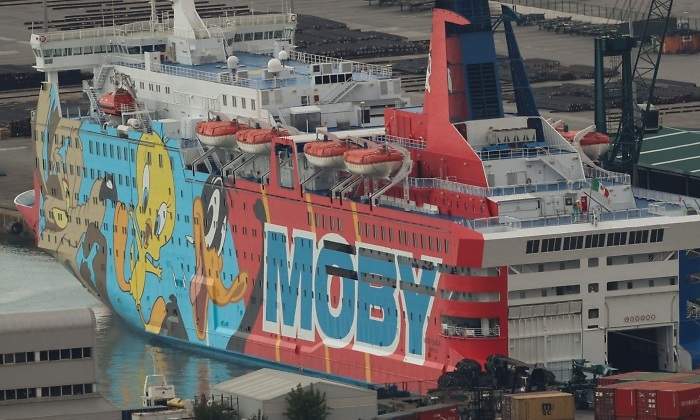 Piolin-ferry-policia-Cataluna-sept2017-Reuters.jpg
