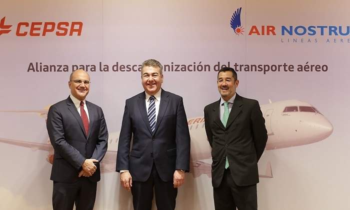 im-ndp-cepsa-air-nostum-firman-acuerdo-descarbonizacion.jpg