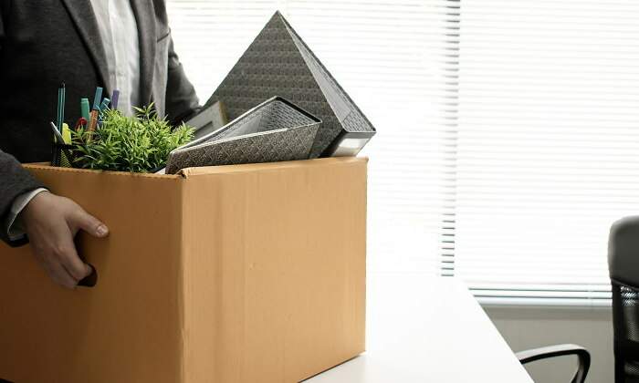 trabajador-despido-caja-770-dreamstime.jpg