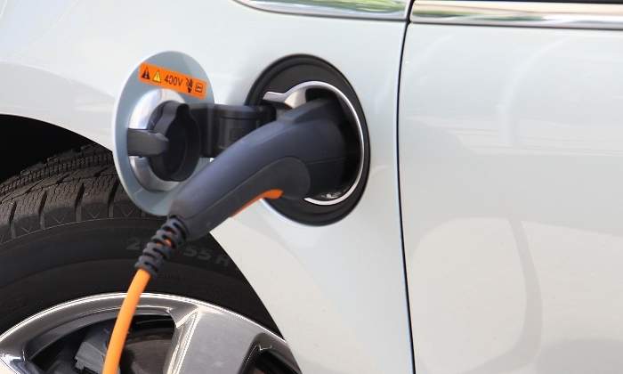 coche-electrico-dreamstime-3.jpg