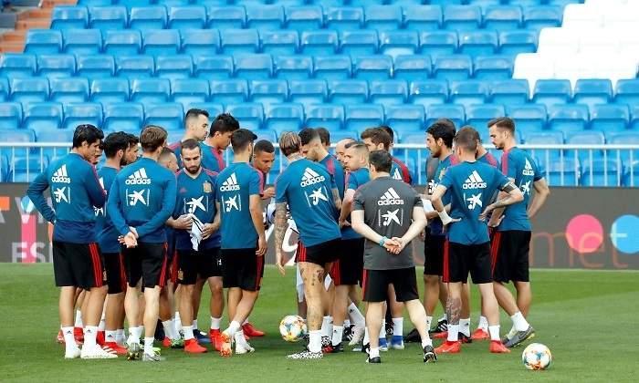 seleccion-entrena-bernabeu-suecia-efe.jpg