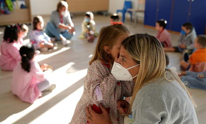 coronavirus-colegio-infantil-profesora-reuters.jpg