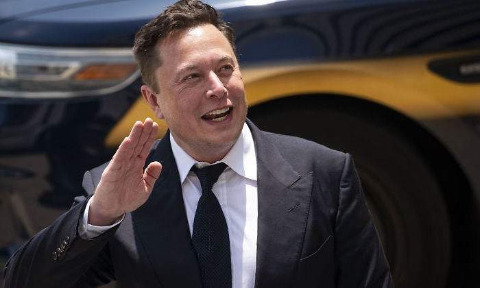 elon-musk-blomberg.jpg