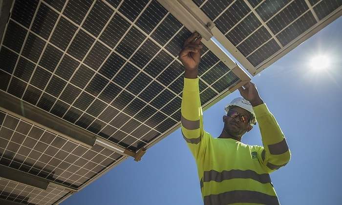 Vendimia-Solar-Project-in-Almochuel-Spain.jpg