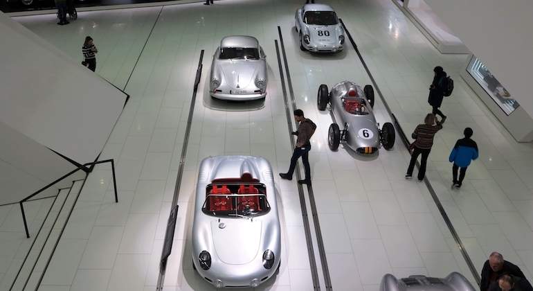 Porsche