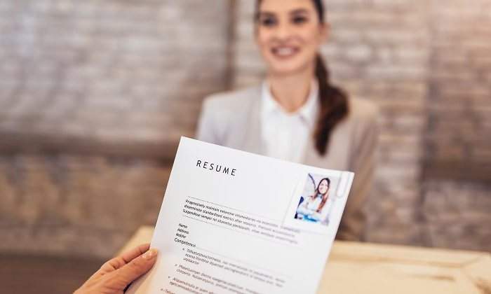 curriculum-cv-entrevista-trabajo-770-dreamstime.jpg
