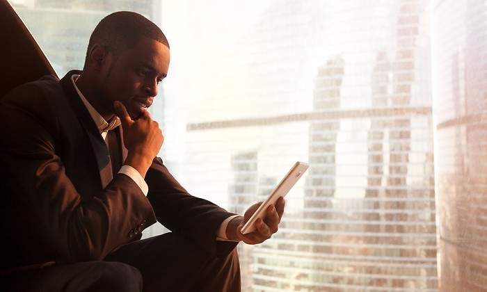ceo-dreamstime.jpg