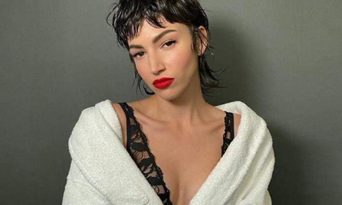ursula-corbero-sujetador-otra770.jpg