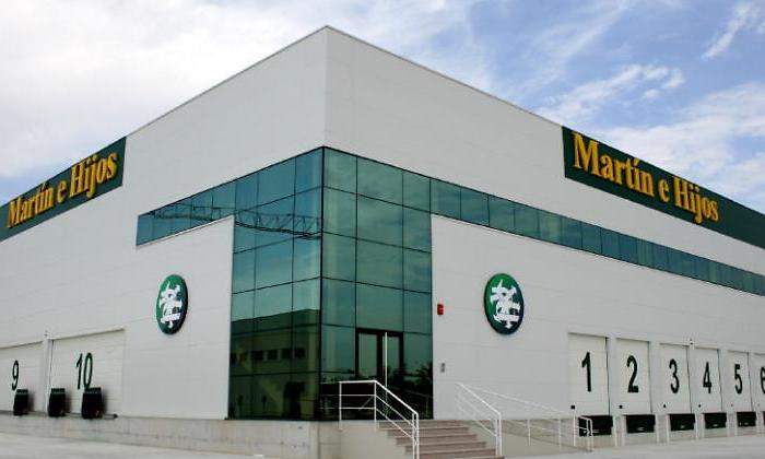 Una nave de la empresa Martn e Hijos
