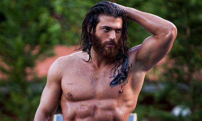 can-yaman-erotica.jpg