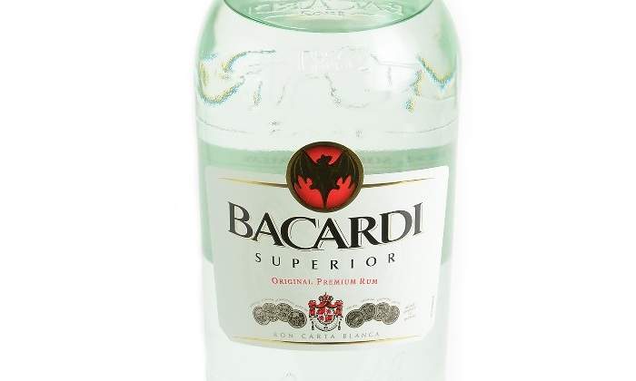 bacardi-botella-dreamstime.jpg