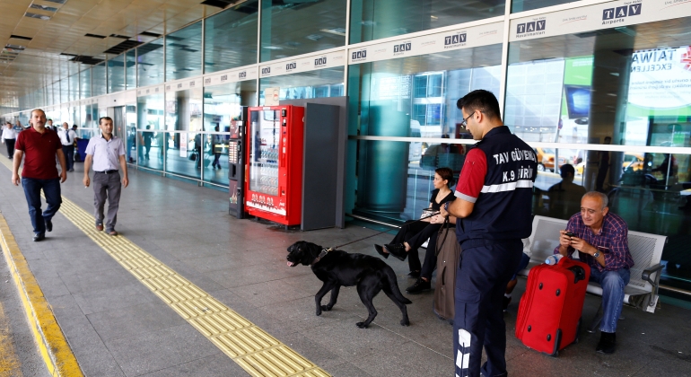 Atentado en el aeropuerto de Estambul