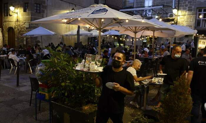 bares_restaurantes_casco_historico_orense_primer_dia_restricciones-europa-press-770x420.jpg