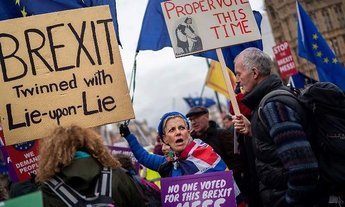 manifestantes-brexit-efe-770x420.jpg