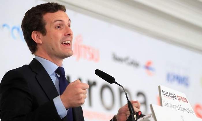 pablo-casado-desayuno-ep-1abr19-efe.jpg