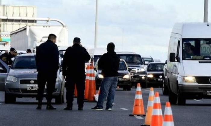 Policias-770.jpg