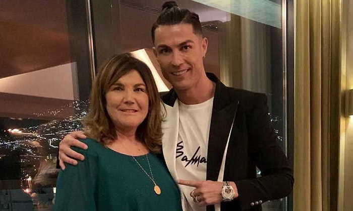 cristiano-ronaldo-dolores-aveiro-770.jpg