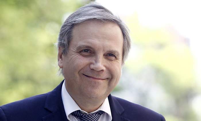 EuropaPress_1594674_antonio_miguel_carmona_podra_compatibilizar_cargo_concejal_oficial_ejercito.jpg