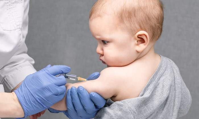 vacuna-covid-bebes-menores-5-anos-istock.jpg