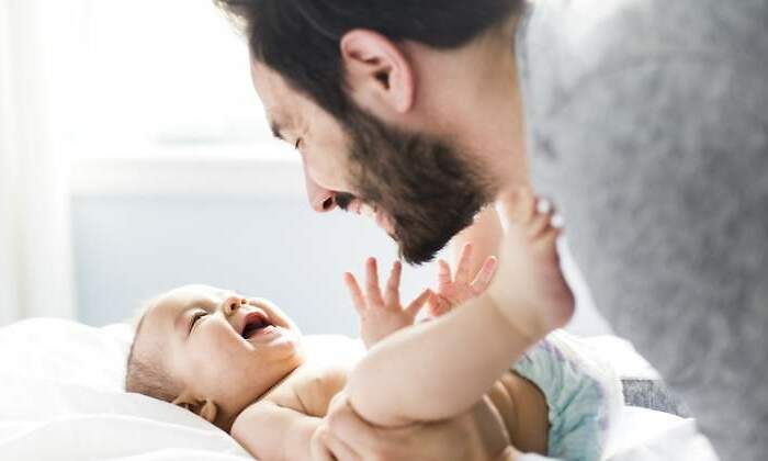 bebe-padre-dreamstime.jpg