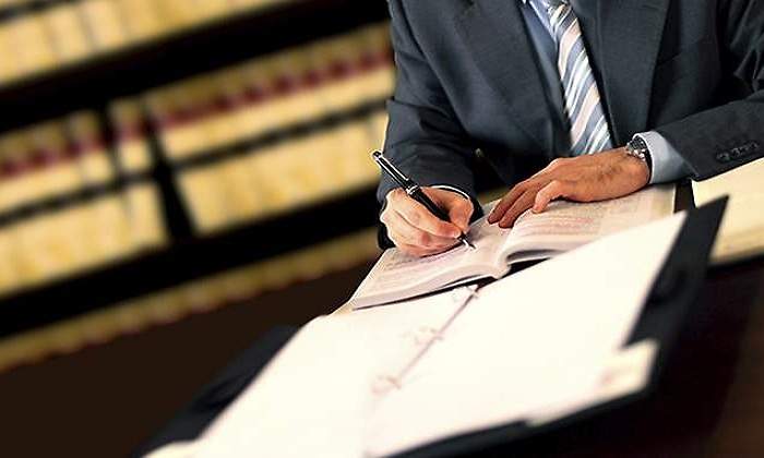 700x420_Contratos-firma-juridico.jpg