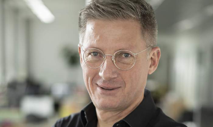 andreas-koenig-2.jpg