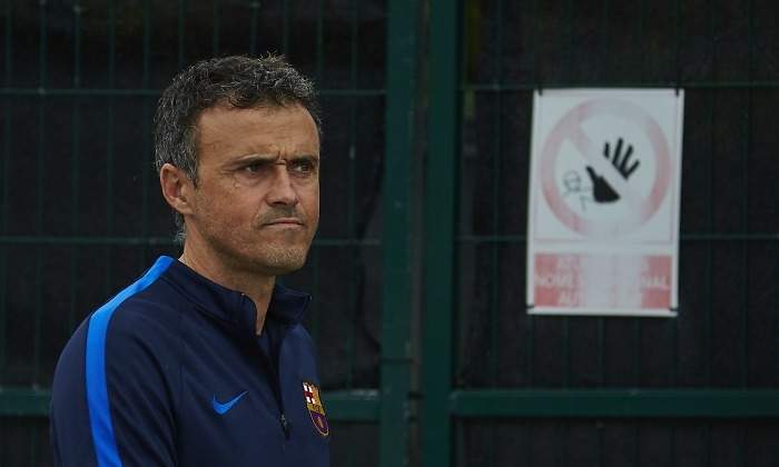 Luis-Enrique-senal-prohibido-2017-efe.jpg