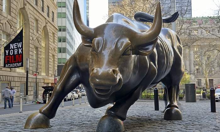 toro-wall-street.jpg