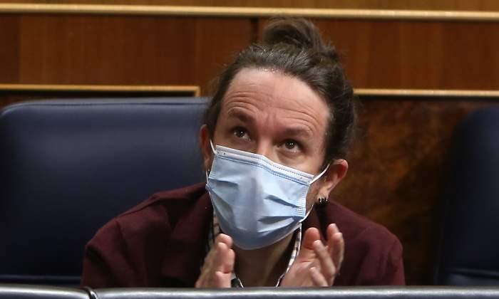 iglesias-mascarilla-aplaude-congreso-ep.jpg