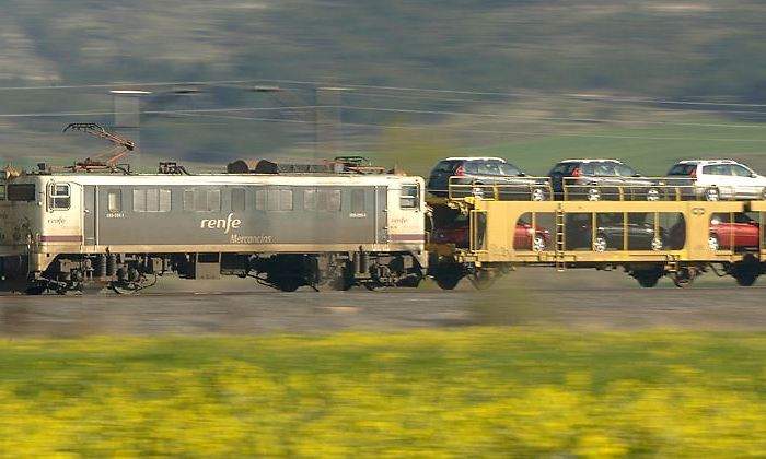 renfe-mercancias-coches-770.jpg