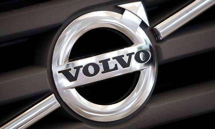 volvo-logo-reuters-02.jpg