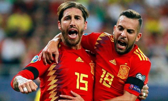 ramos-alba-espana-celebra-rumania-reuters.jpg