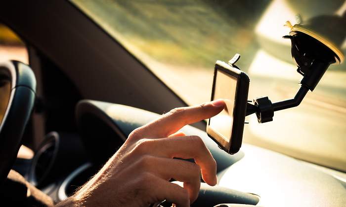 gps-uso-coche-dreamstime.jpg