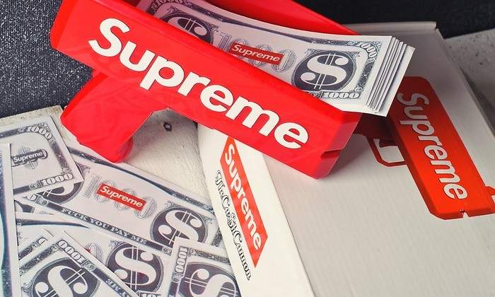 supreme-dreamstime.jpg