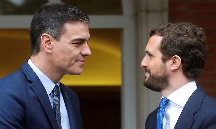 sanchez-casado-moncloa-17FEB2020-efe.jpg