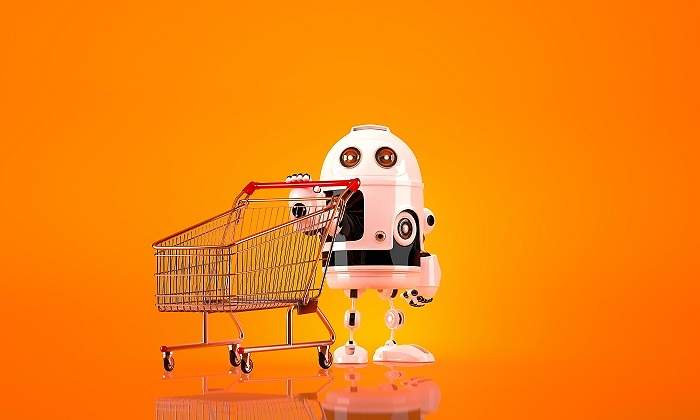 Pequeno-robot-con-un-carro-de-la-compra-iStock.jpg
