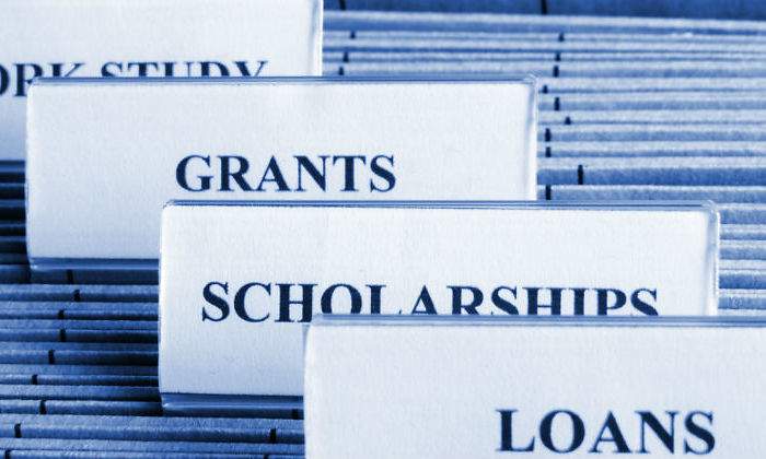 becas1111111111.jpg