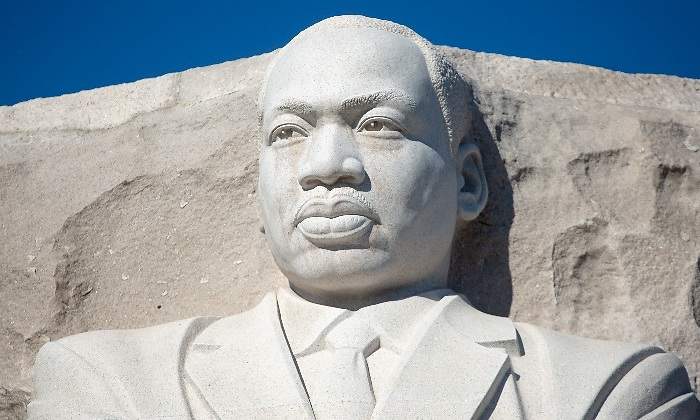 estatuta-martin-luther-king-jr-de-frente-washington-eeuu-reuters-770x420.jpg
