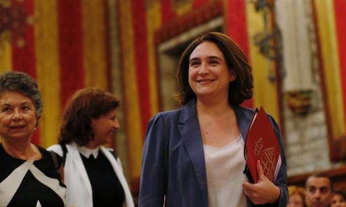 colau-ayuntamiento-sep2017-efe.jpg