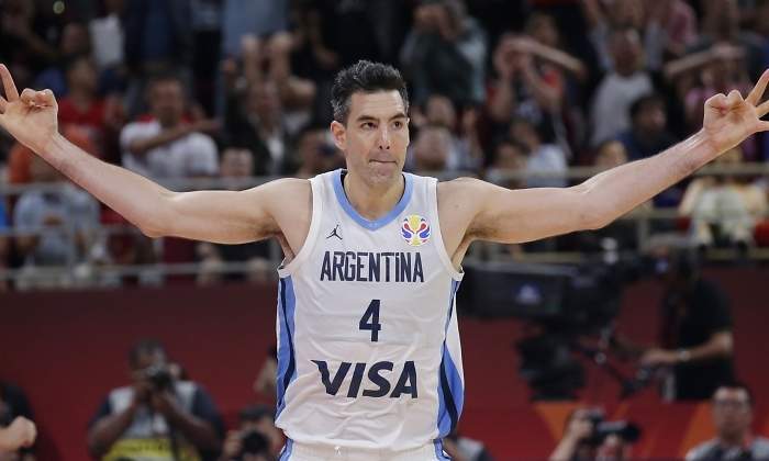 scola-celebra-argentina-francia-reuters.jpg