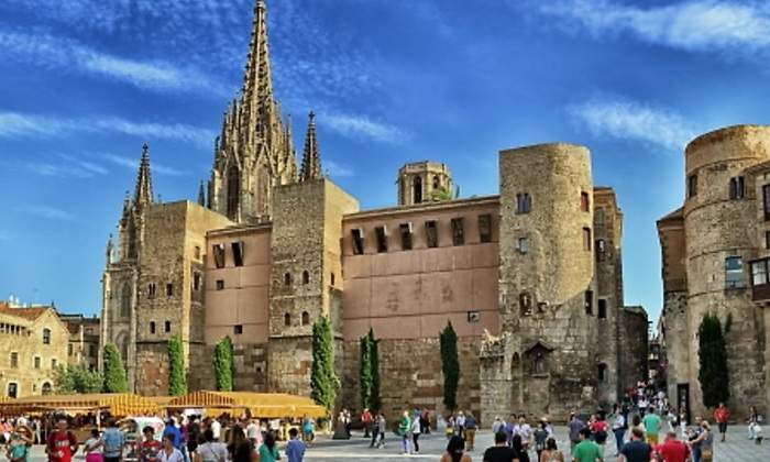 barcelona-sagrada-familia.jpg