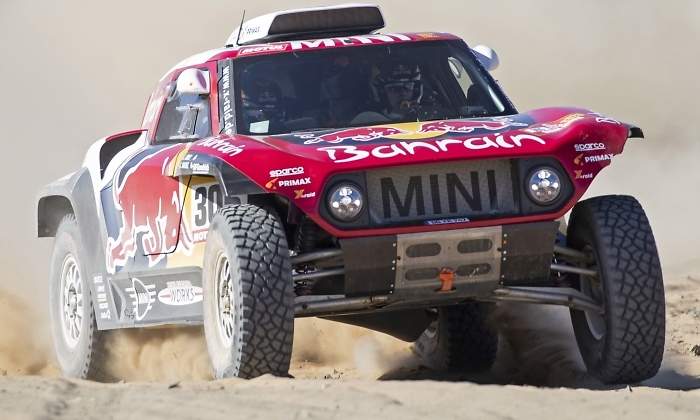 carlos-sainz-dakar-2020-efe.jpg
