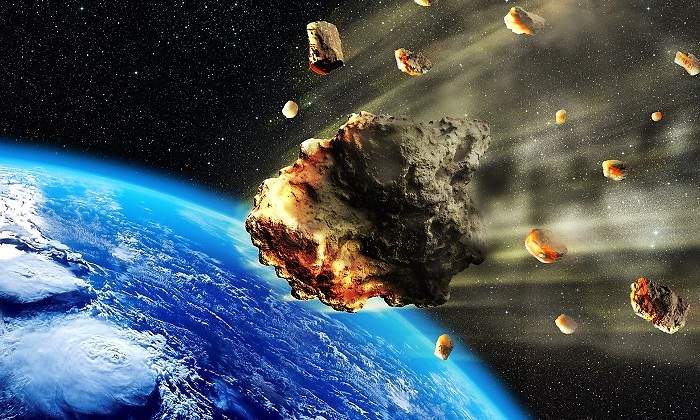 Un-grupo-de-asteroides-frente-a-la-Tierra-iStock.jpg