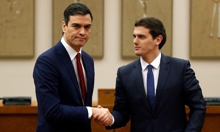 sanchez-rivera-pacto-abrazo-reuters.jpg